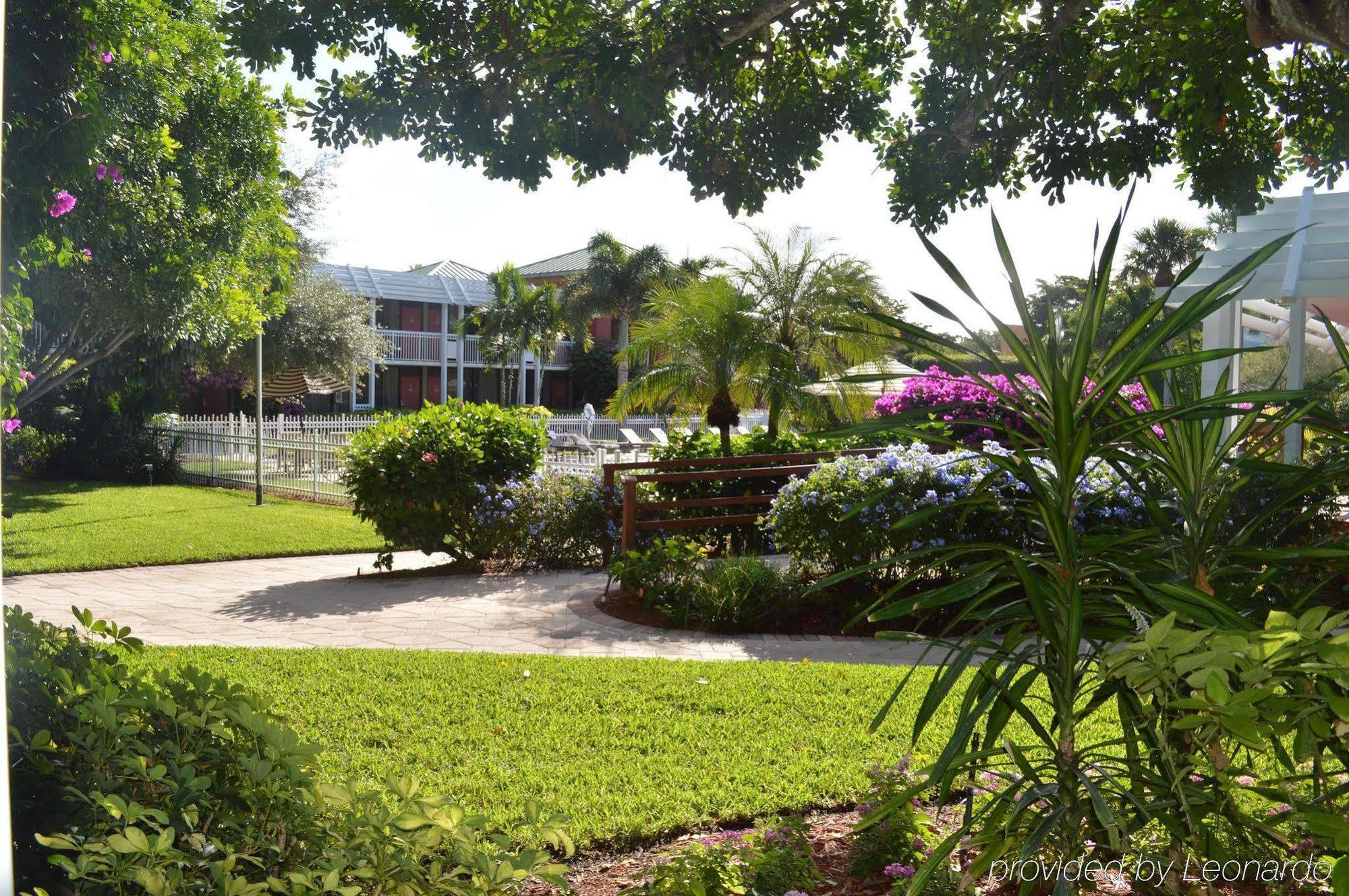 Collins Hotel Naples Exterior photo